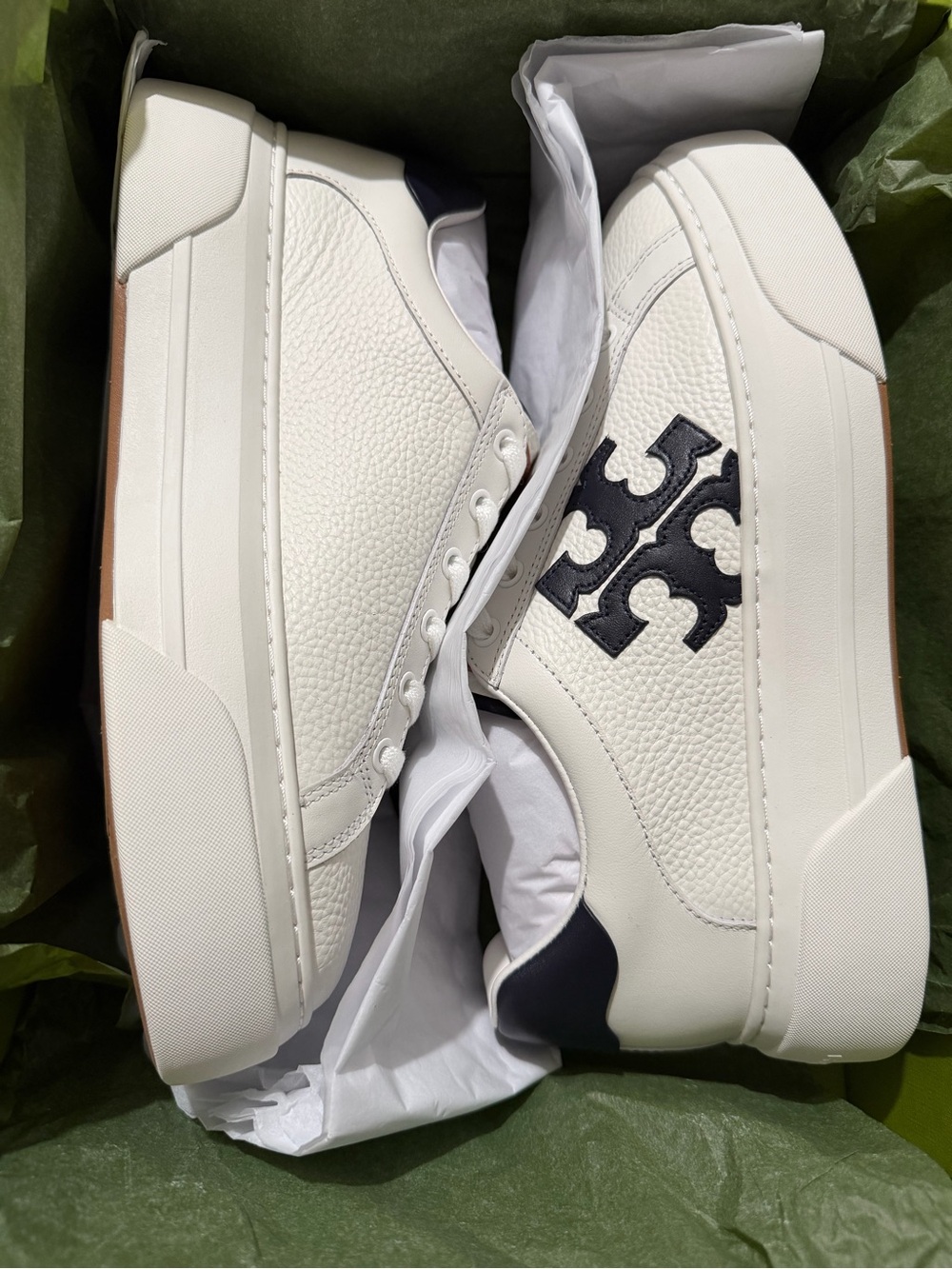 Tory Burch White Leather Sneakers with Black Logo - Picture 3 of 3